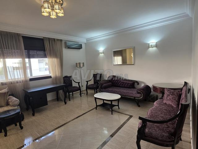 Appartement à louer 150 m² à Rabat - 2