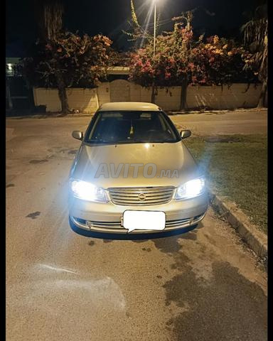 Nissan Sunny Modèle 2003