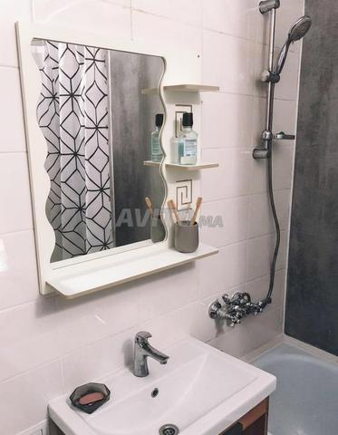 Miroir de salle de bain avec étagères - 2