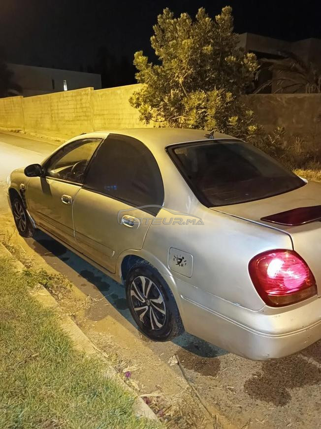 Nissan Sunny 