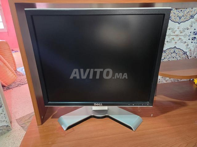Ordinateur de bureau, écran, imprimante - 2