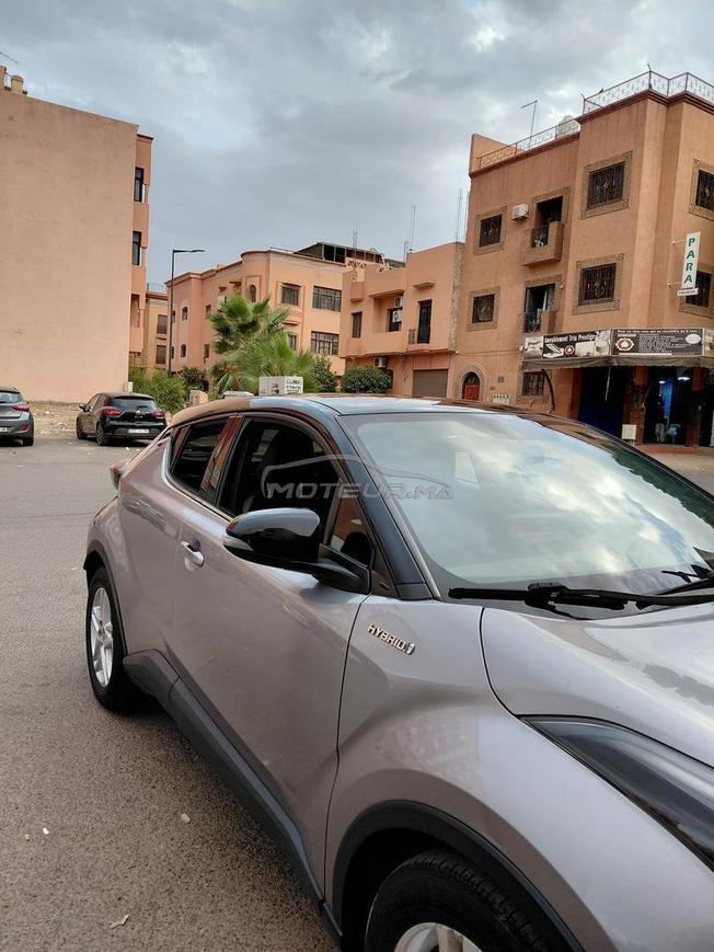 voiture Toyota C-HR