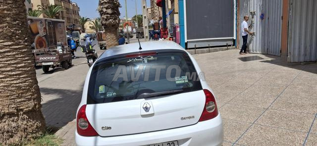 voiture clio campus 2012 - 2