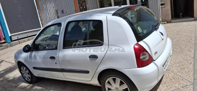 voiture clio compus  2012