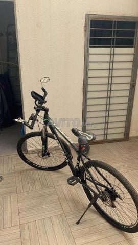 VTT SPEED Noir et Vert