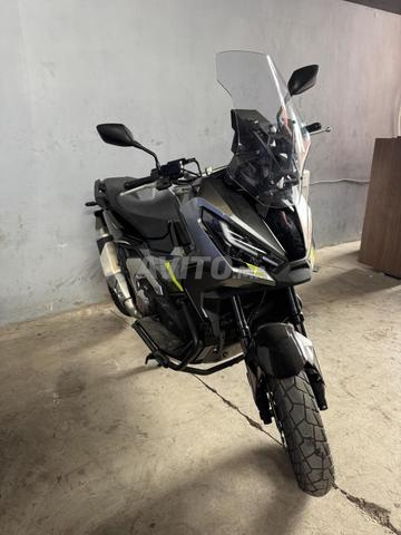 Xadv 750 modèle 2024 - 2