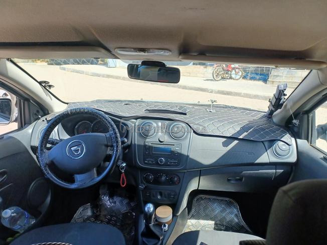 داسيا سانديرو 