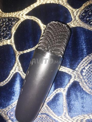 Microphone en bon état - 2
