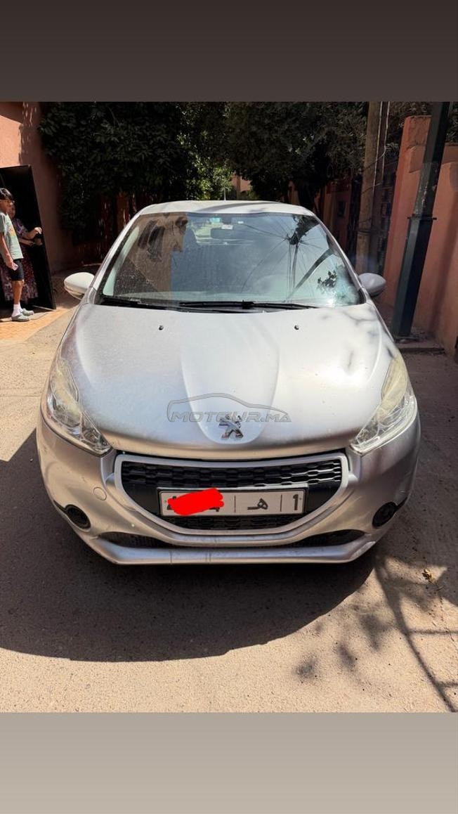 Peugeot 208 Diesel Manuelle 2014 à Marrakech