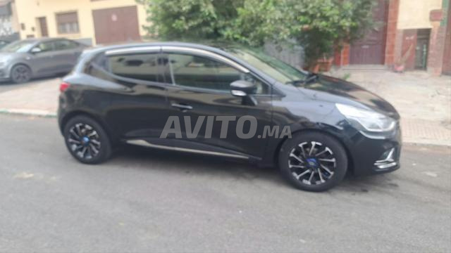 Renault Clio Diesel Manuelle 2021 à Salé - 2