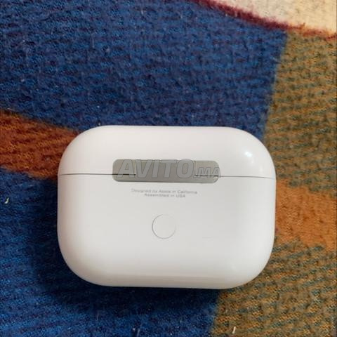 écouteurs iPhone Pro son pur, utilisés moins d'une semaine. - 2
