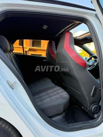 Volkswagen Golf 8 Essence Automatique 2021 à Fès - 2