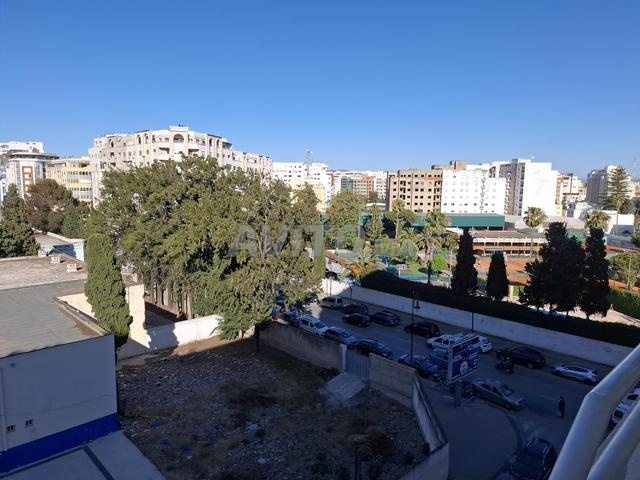 Appartement à vendre 141 m² à Tanger