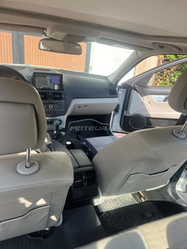 Mercedes-Benz 220 Diesel Automatique 2010