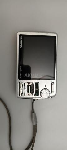 كاميرا Olympus HyperCrystal LCD الرقمية - 2