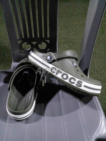 Chaussures Crocs. Couleur kaki disponible 38.39.40.41. - 2