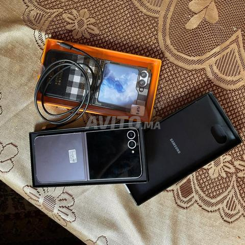 Galaxy Z Flip6 - 2