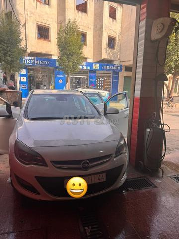 Opel Astra J 2013
