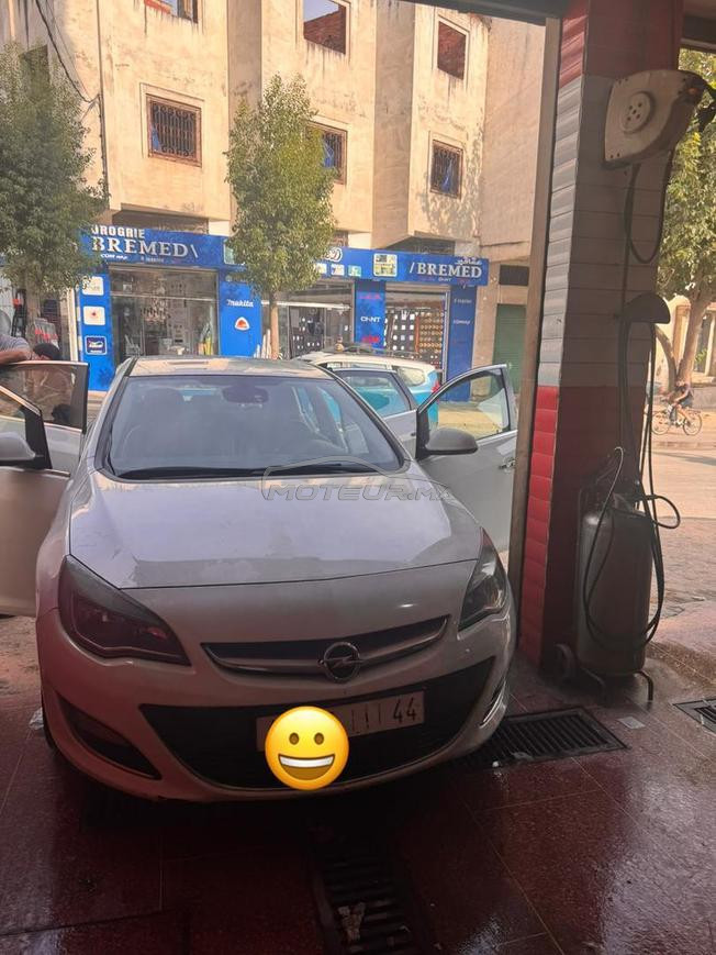 Opel astra J 2013 