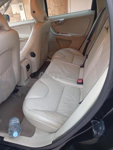 فولفو XC60 ديزل أوتوماتيك 2010 في آسفي - 2