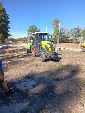 Tracteur agricole
