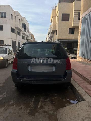 سيارة بحالة جيدة لم يتم إصلاحها من قبل - 2