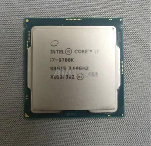 معالج إنتل i7-9700K بحالة جيدة جداً 3.60 جيجاهرتز - 4.90 جيجاهرتز