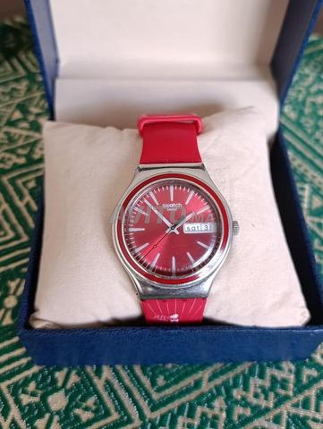 Swatch Irony Big Red Suit YGS746