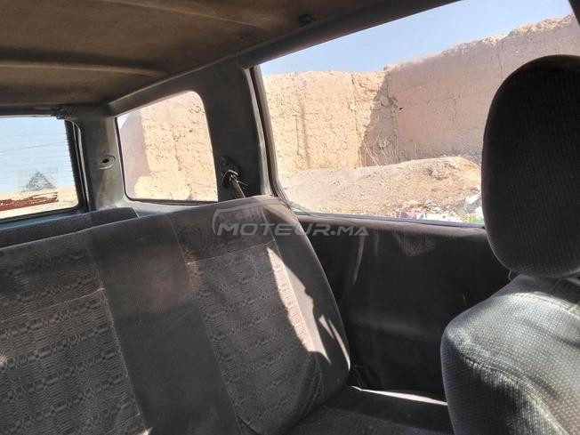سيارة من نوع رنو 21 طويلة 