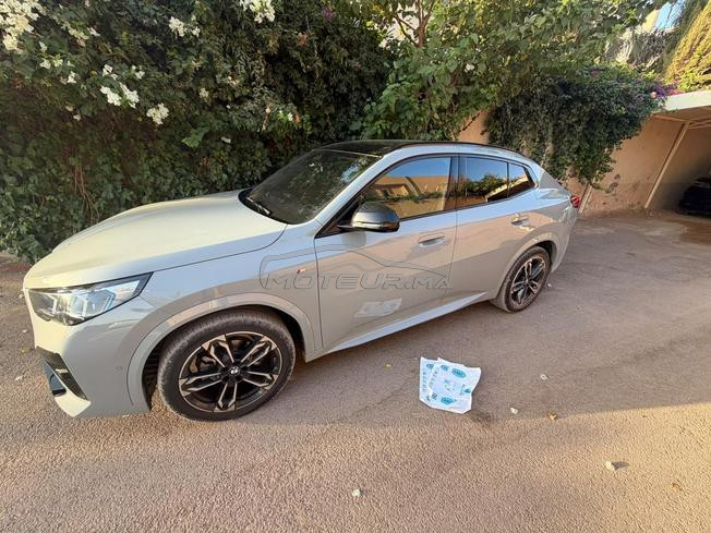 voiture état neuve très bien entretenu 