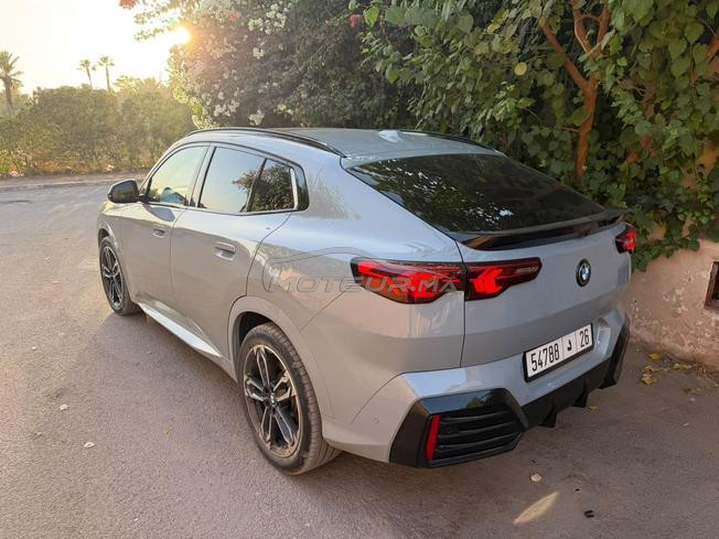 voiture état neuve très bien entretenu 