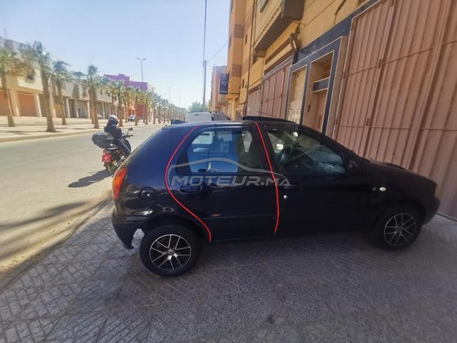 مدينة العيون 