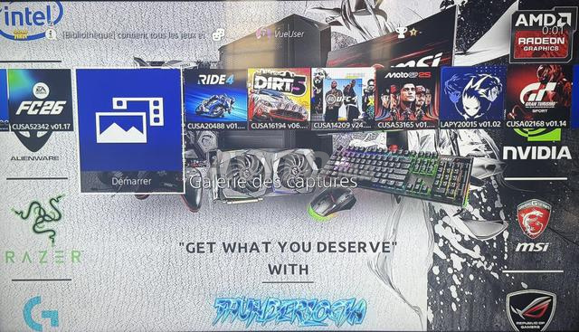 PS4 à vendre avec deux manettes originales - 2