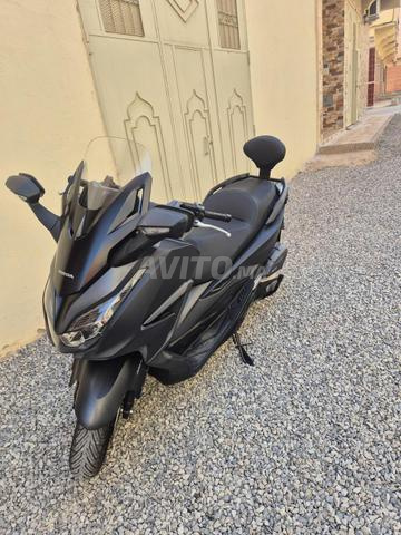 SCOOTER FORZA 125