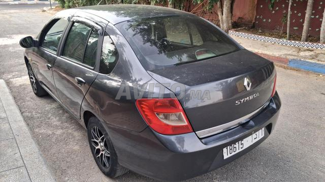 Renault Symbol - 2