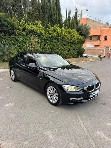 BMW Série 3 2014 mois 12 Automatique - 2