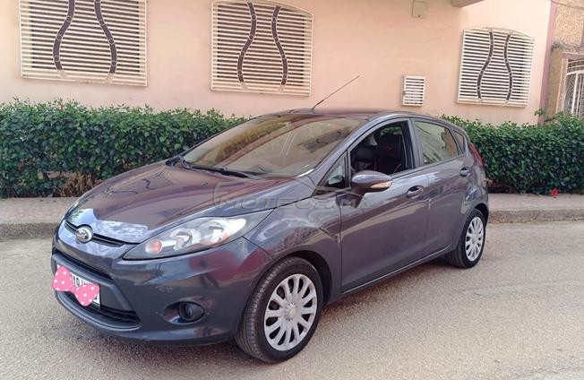 ford fiesta trend plus