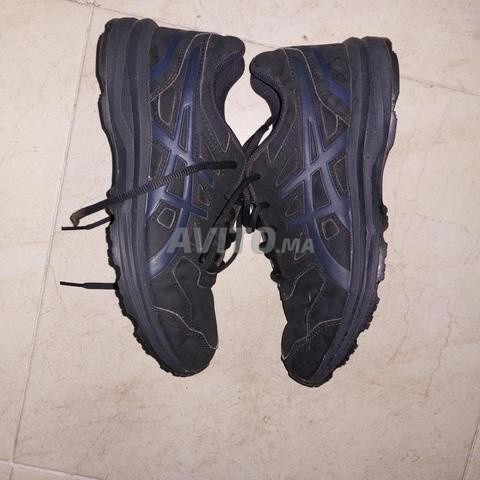حذاء ASICS أصلي مقاس 39 أسود - جديد ونقي - 2