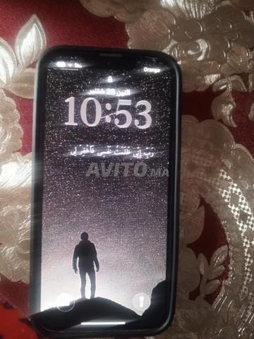 iPhone 13 normal officiel