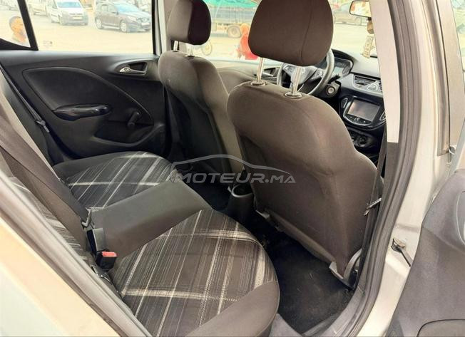 Opel Corsa Essence Manuelle 2016 à Casablanca
