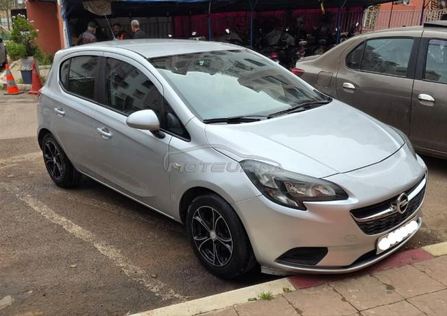 Opel Corsa Essence Manuelle 2016 à Casablanca