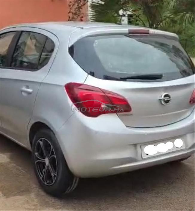 Opel Corsa Essence Manuelle 2016 à Casablanca