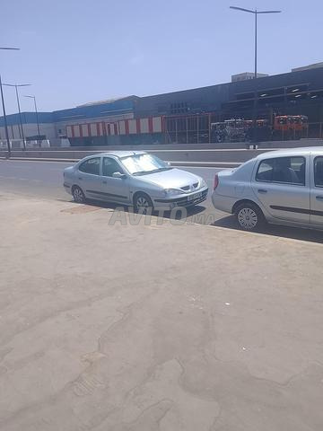 Voiture bonne excellente prix 5800
