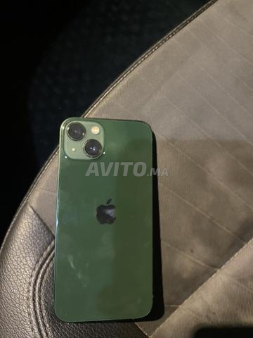 iPhone 13 normal 128 go - 2