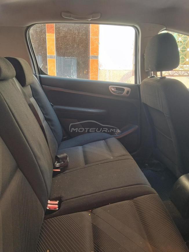 Peugeot en bon état à vendre 