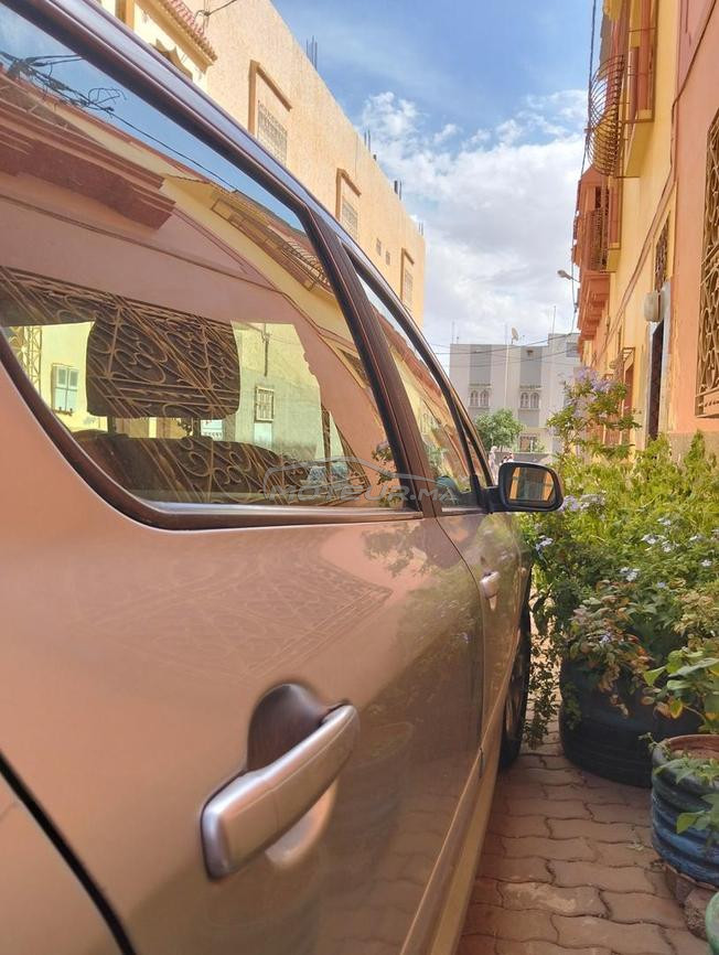 Peugeot en bon état à vendre 