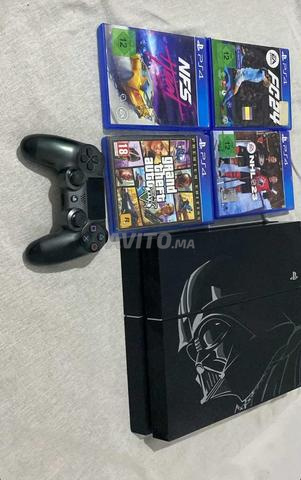 PS4 Fat avec 4 jeux CD et une manette originale - 2