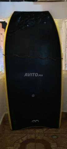 Bodyboard jaune et noir avec leash - 2