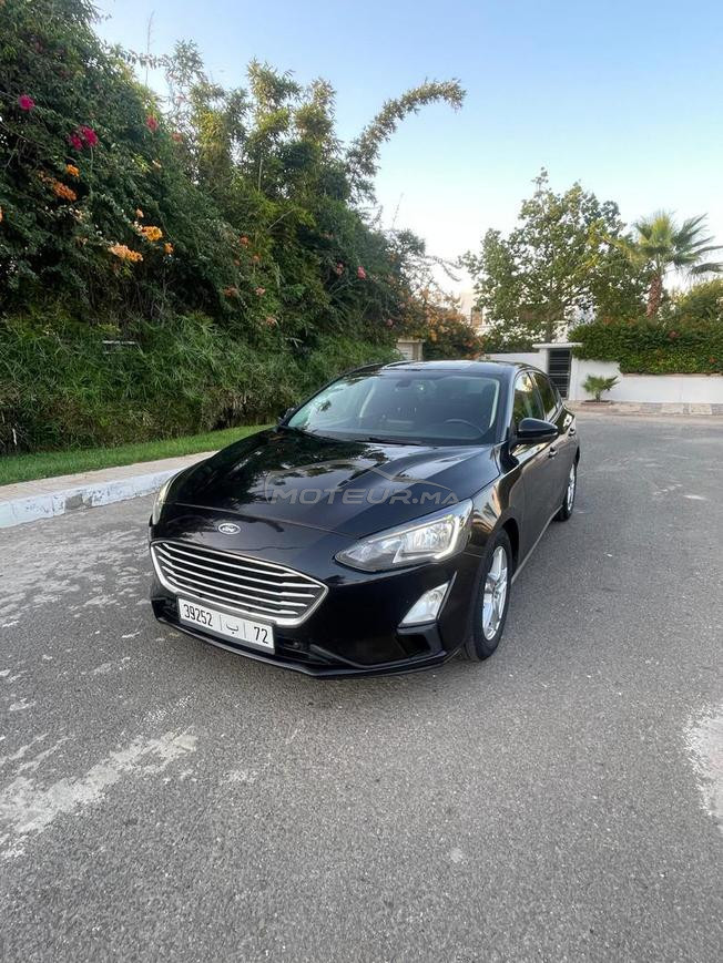 Ford focus Sedan très bon état 