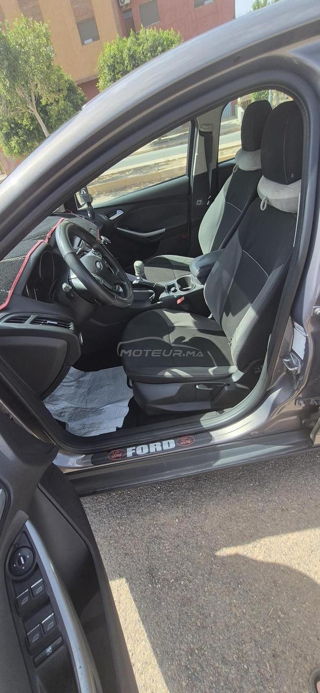 ford focus titanium 